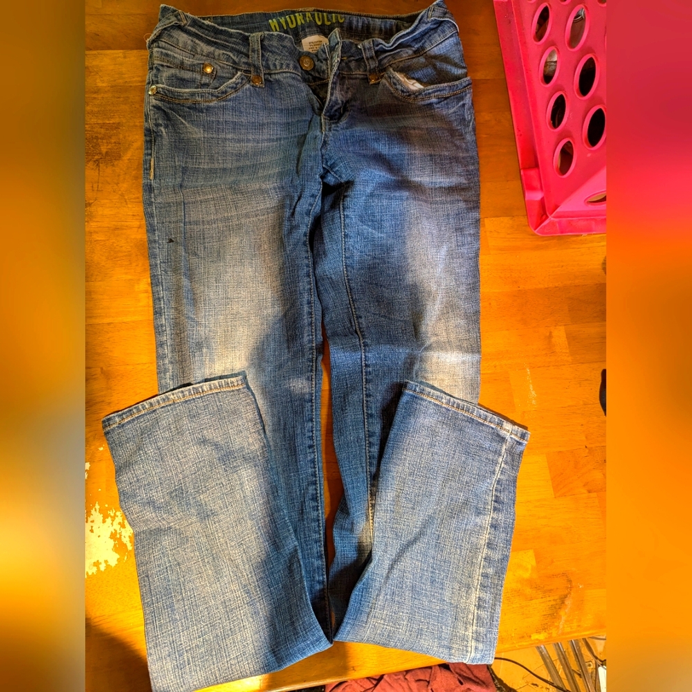 Hydraulic jeans